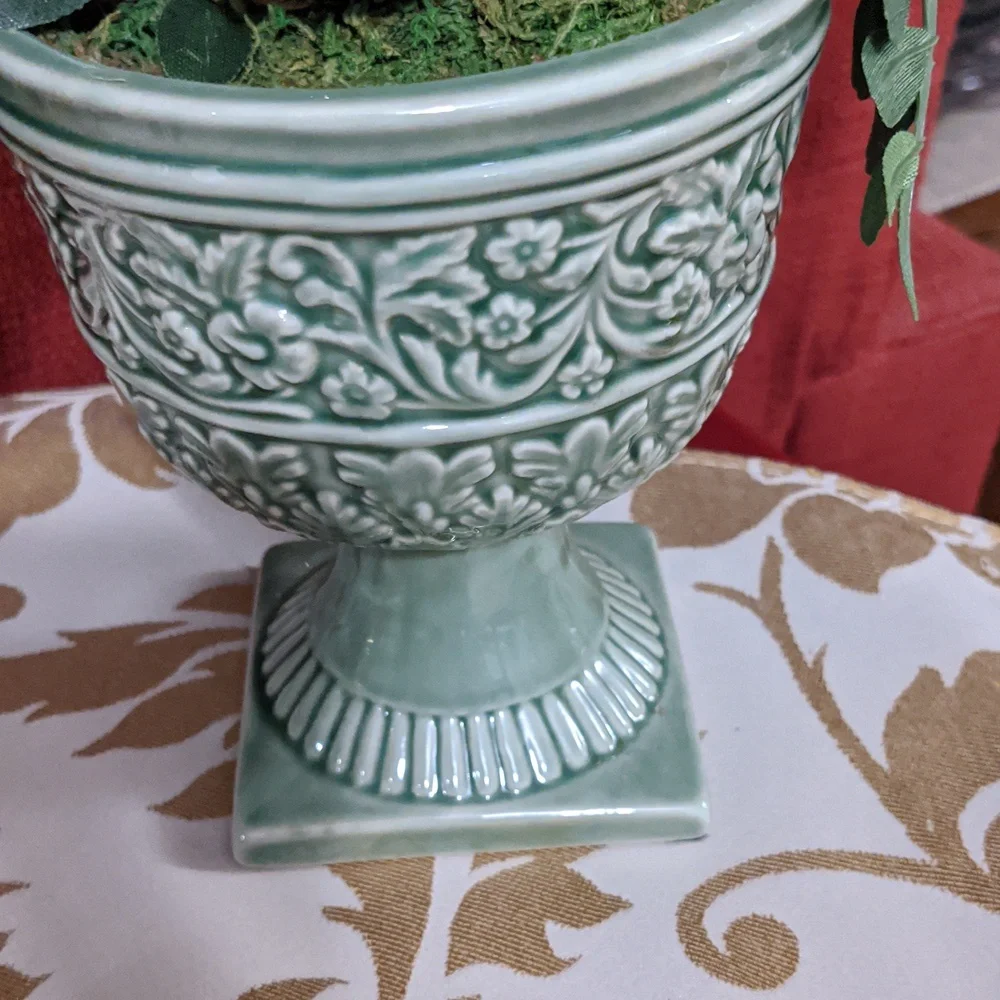 N/A faux boxwood